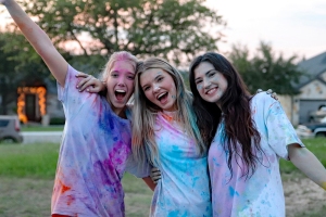 YOUNG LIFE COLOR WAR